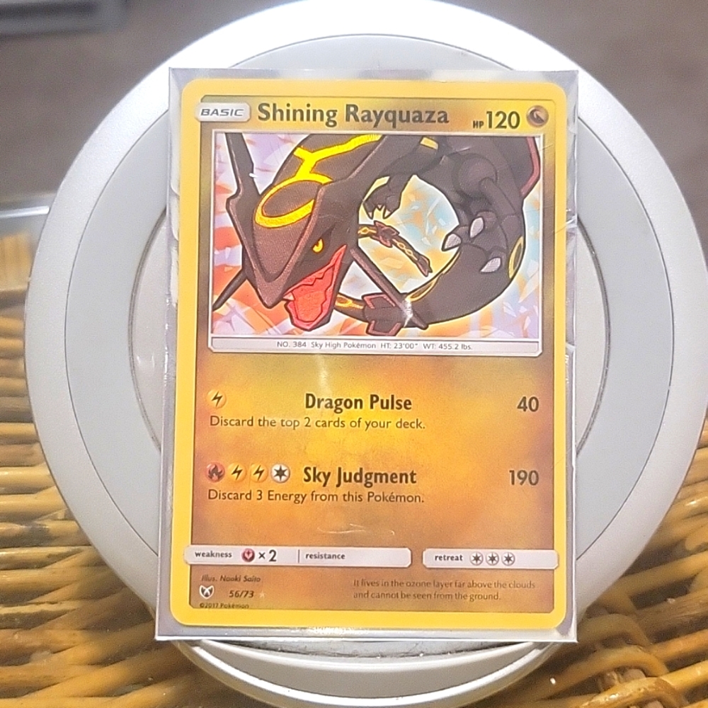 2017 Pokémon Shining Rayquaza Trading Card